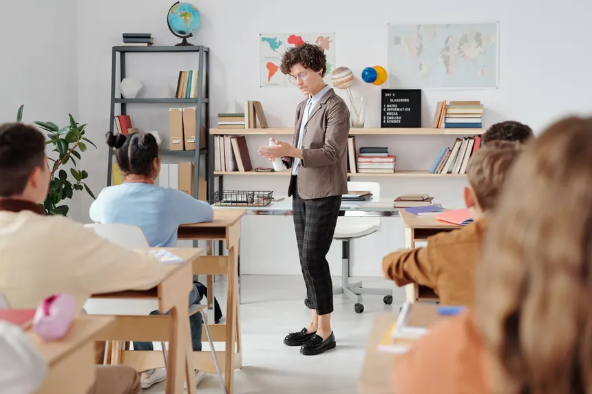 Top Countries for TEFL Teachers Over 40: Where Experience Matters