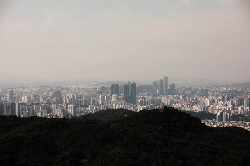 Teaching English in South Korea in 2026: Requirements, Jobs, and Lifestyle Guide