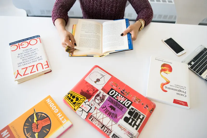 How to Teach English Grammar Without Formal Training: A Practical Guide