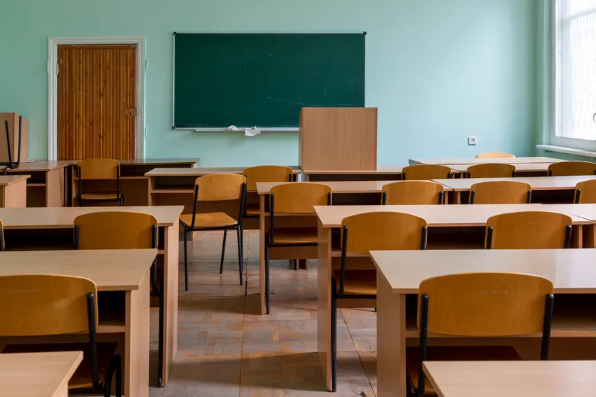 Building a Standout TEFL Portfolio: Essential Inclusions and Common Pitfalls