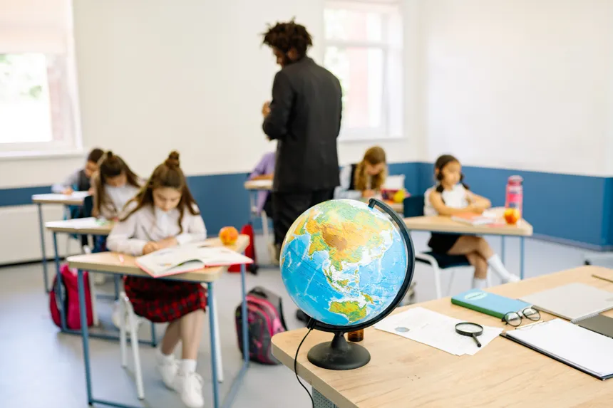 Teaching Pronunciation: Effective Classroom Techniques for TEFL Teachers